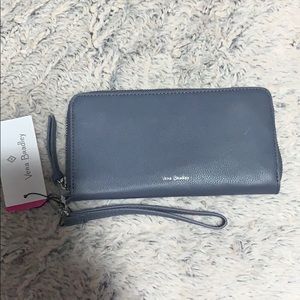 Vera Bradley Learher Accordion Wristlet Gray